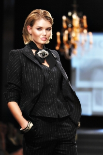 Germanys next Top Model Show 2 213x320 - Fashion/Beauty